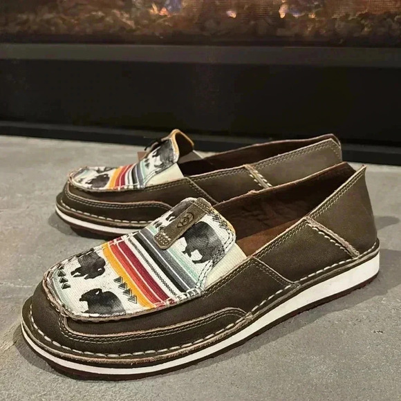 Ariat Cruiser Natural Taupe Buffalo print Leather upper slip on loafer,EVA sole - Picture 4 of 10